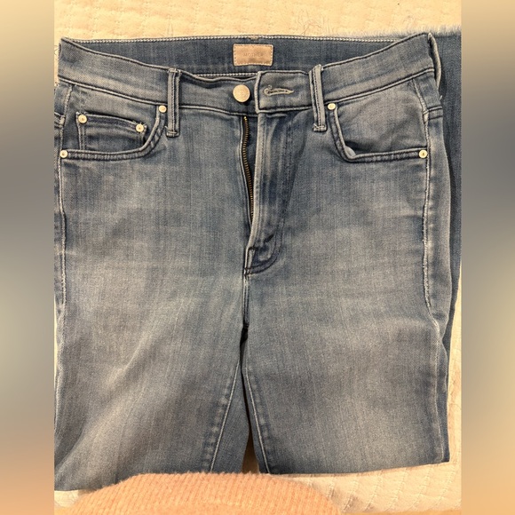 MOTHER The Insider Step Fray Jeans - Picture 2 of 5